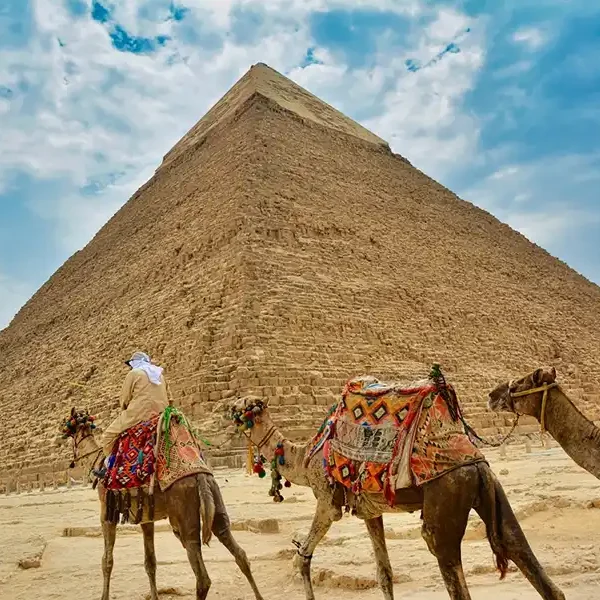 Private Cairo full day Trip By Car (Pyramids-sphinx-Egyptian Museum) from Hurghada