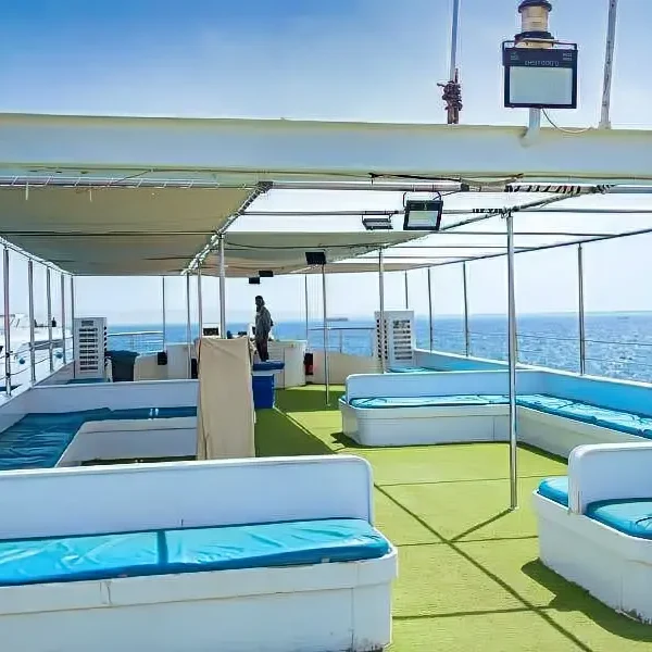 Royal Seascope Submarine Hurghada – Semi-Submarine Tour & Snorkeling